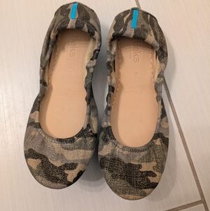 Tieks Camouflage Camo Canvas Ballet Flats Size 9
